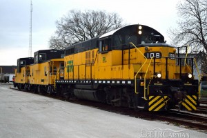ETR-locomotive-108-cabooses
